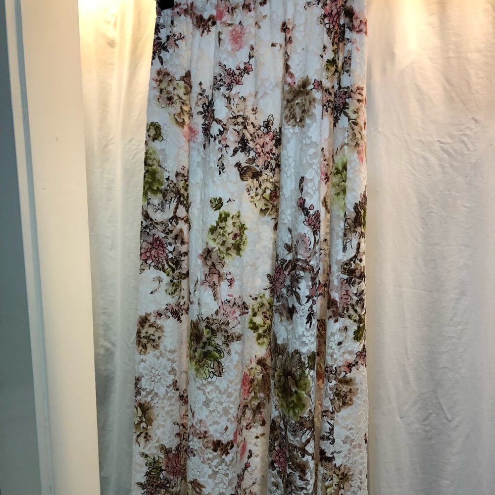 Floral Lace Skirt